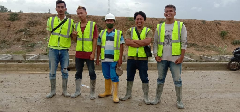 Tim Anton Jasa Trowel